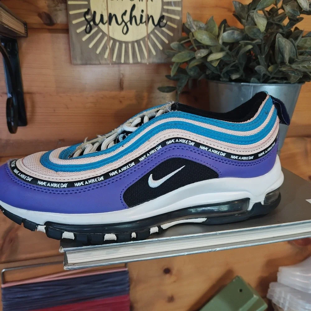 Nike air max